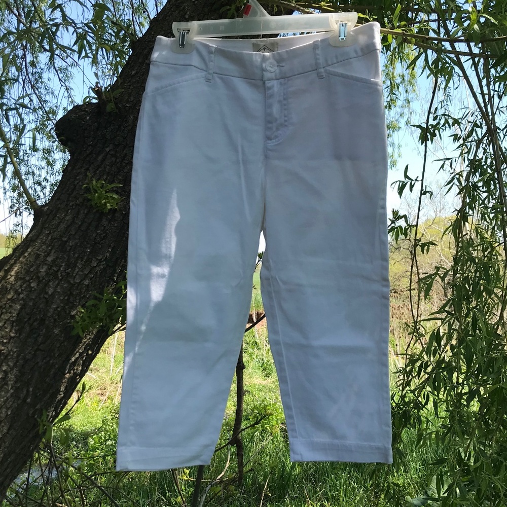 💓St John’s White Crop Pants